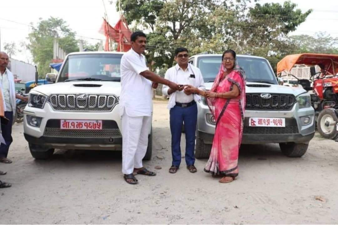 ५ स्थानीय तहका जनप्रतिनिधिले फिर्ता गरे सरकारी गाडी