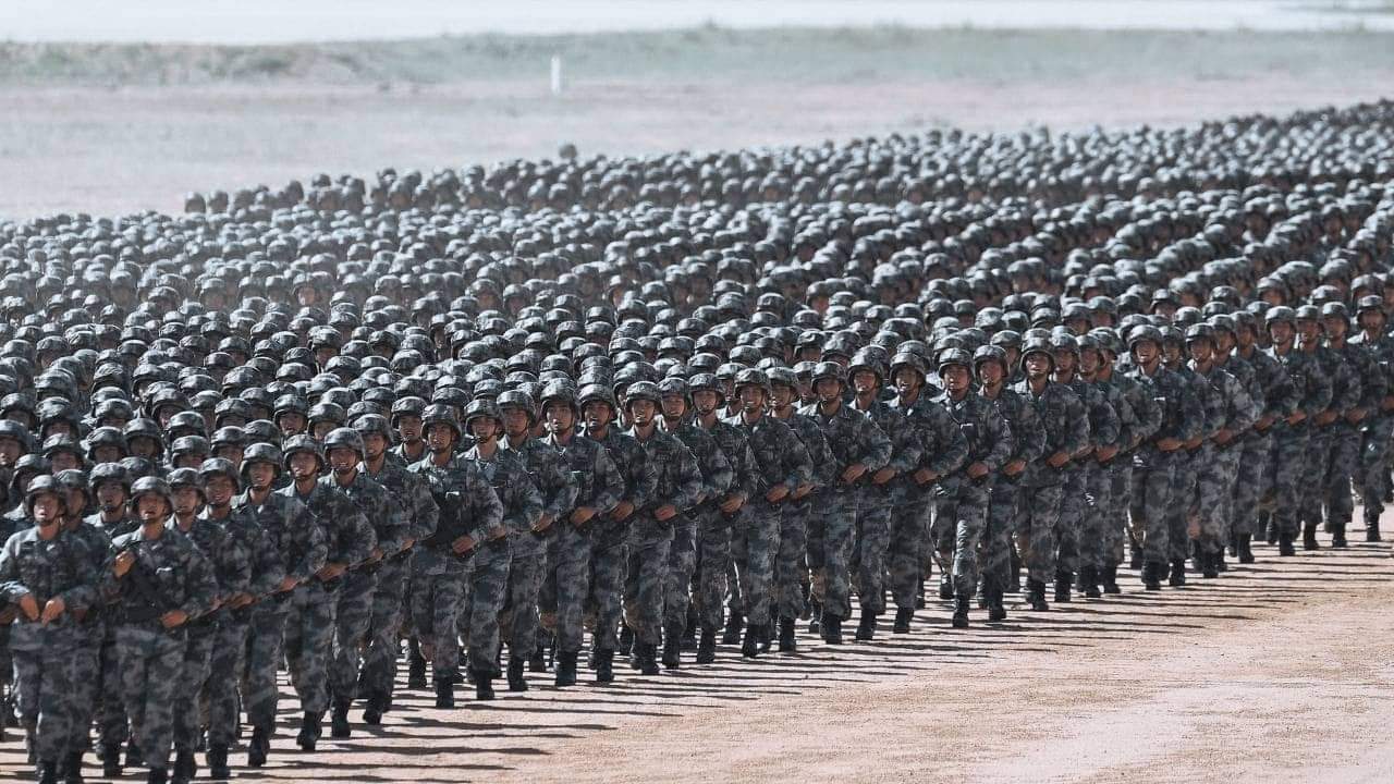 सरकारले नेपाली सेनाको बम लत्ताकपडा नेपालमै उत्पादन गर्ने निर्णय