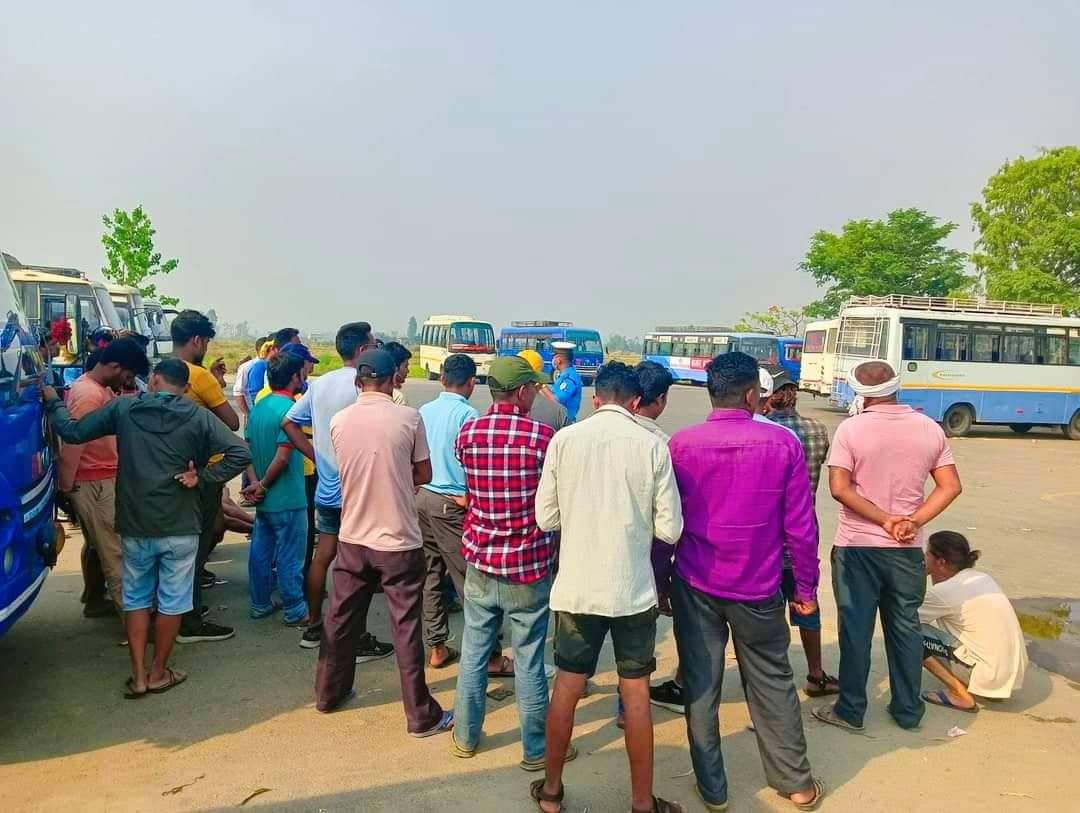 बाँके जिल्ला ट्राफिकमा ईरिक्सा चालकलाई ट्राफिक नियमबारे प्रशिक्षण