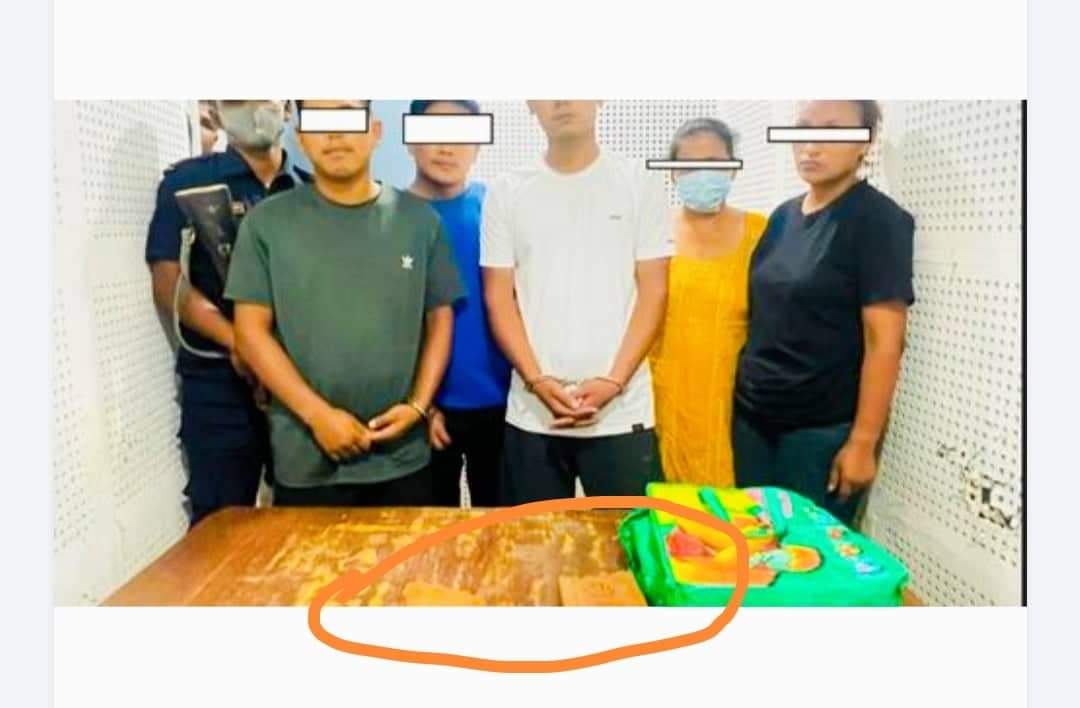 दाङ प्रहरीले इँटालाई सुन भनेर बिक्री गर्न खोज्ने ५ जना तुलसीपुरबाट पक्राउ