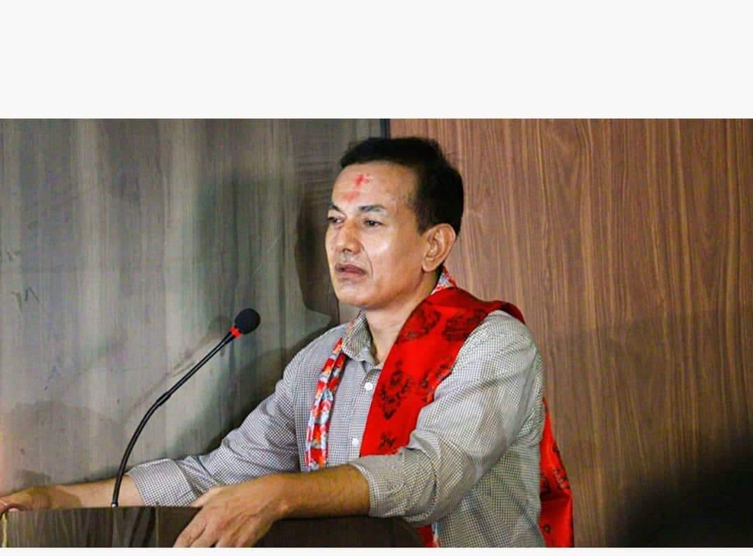 देश हाक्ने प्रधानमन्त्री आईजी र डीआईजी सरुवा बढुवामा लाग्ने होइन नेता सिलवाल