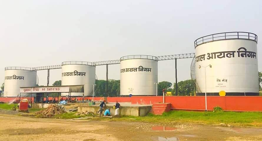 नेपालमा हप्ता पिछे इन्धनको मूल्य फेरि बढ्यो पेट्रोल प्रति लिटर १८२ रुपैयाँ