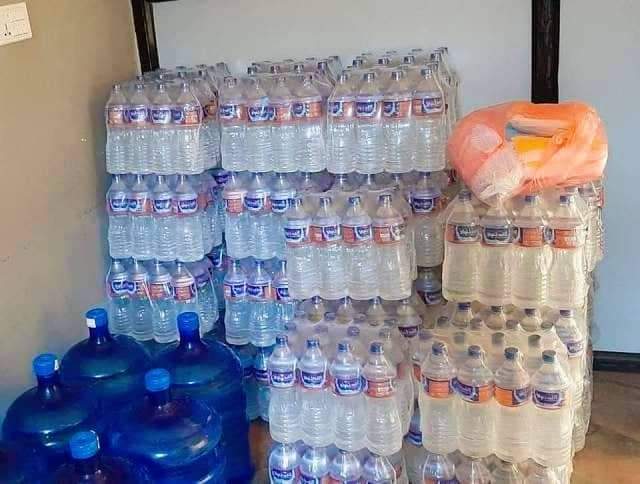 पिउने पानीको मुल्य वृद्धि १ कार्टुन पानीको मुल्य २ सय रूपैयाँ