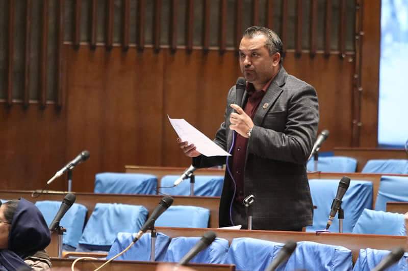 अर्थमन्त्रीले राजीनामा तत्काल दिनुपर्छ कि प्रधानमन्त्रीले हटाउनु पर्छ : गगन थापा