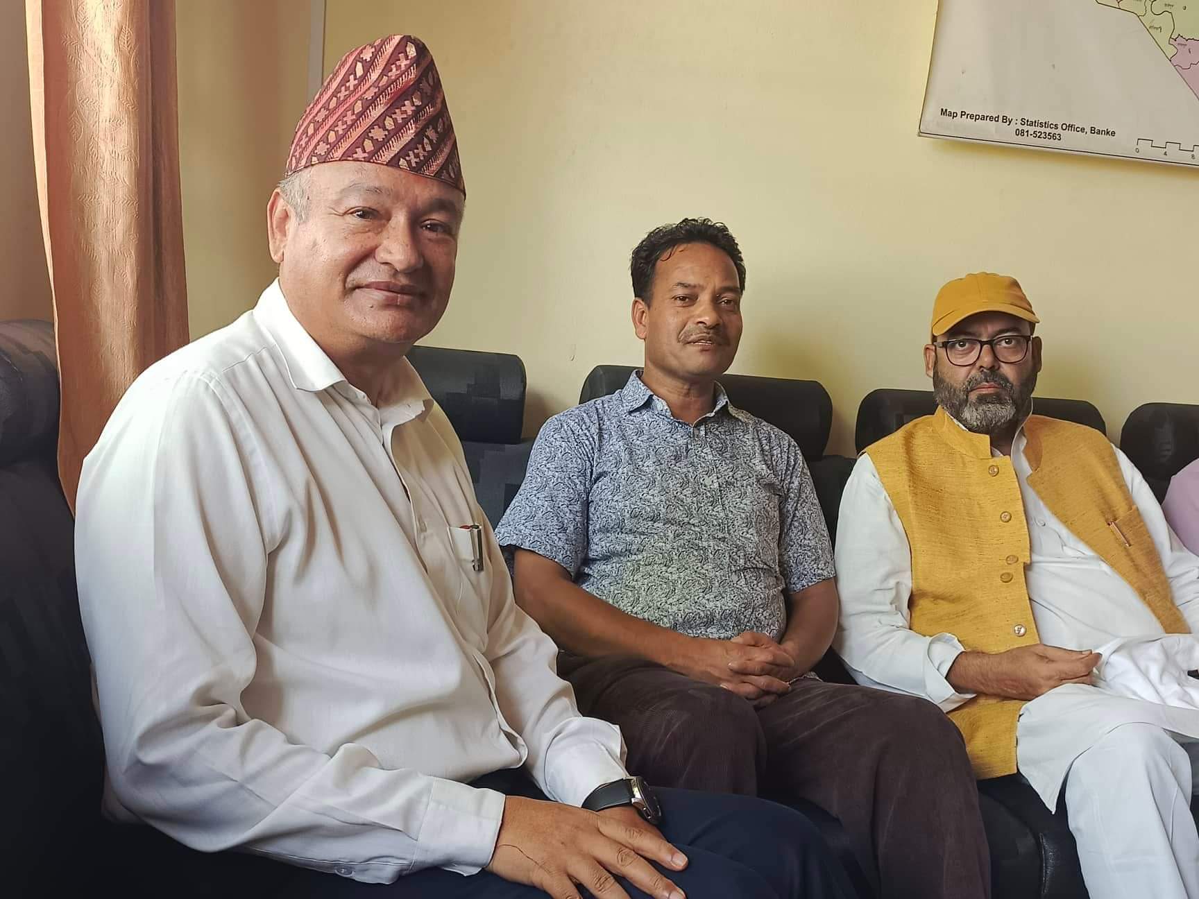 खेलकुद मन्त्री अथक र नरैनापुर गापा अध्यक्ष शाहबीच भेट वार्ता बिकासका लागि बजेट ल्याउने प्रतिबद्धता