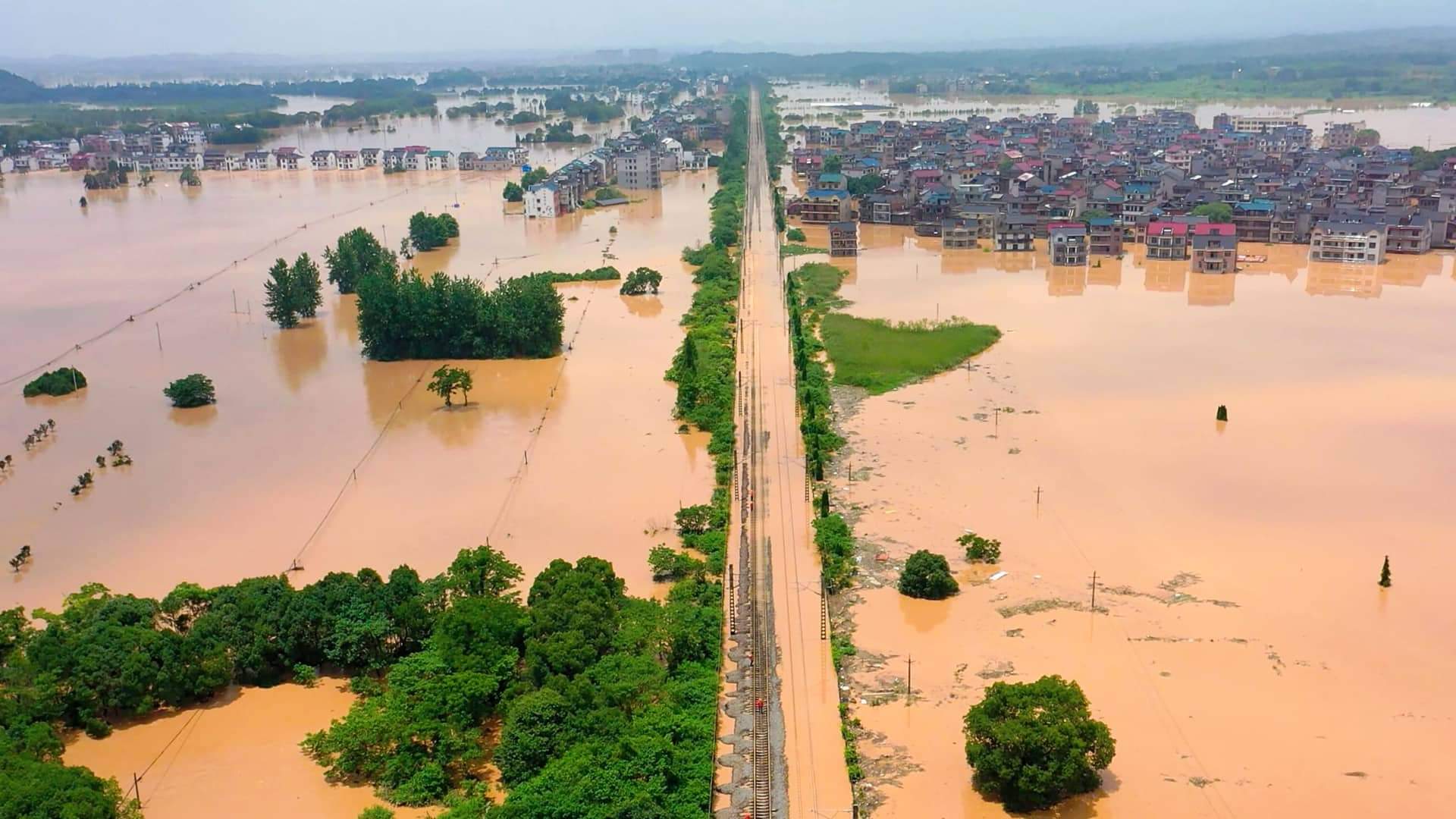 भारतमा बाढीले ३२ जनाको मृत्यु, एक दर्जन बेपत्ता खोजीकार्य जारी
