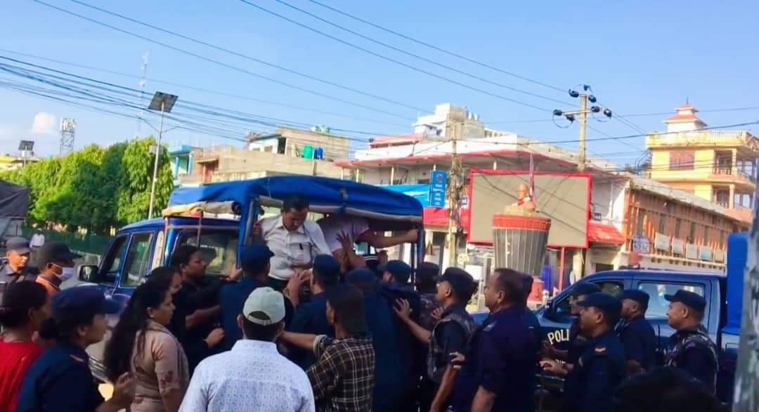 दाङमा बन्द गराउँदै डिड्ने ८ जना बन्दकर्ताहरु पक्राउ