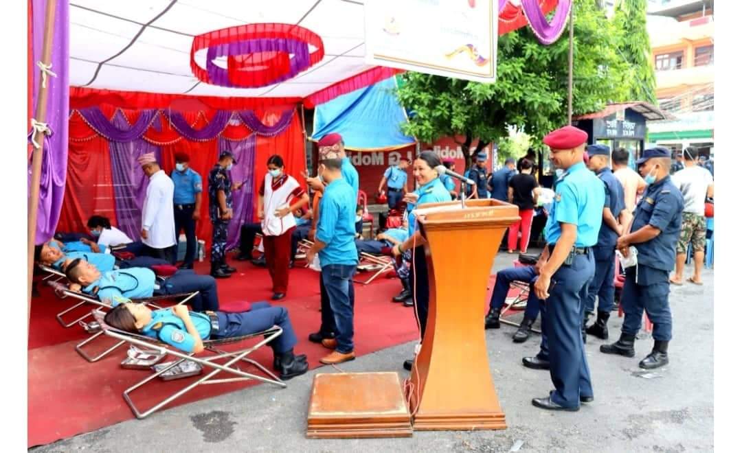 नेपाल प्रहरी श्रीमती संघको ३८औं वार्षिकोत्सवको अवसरमा रक्तदान
