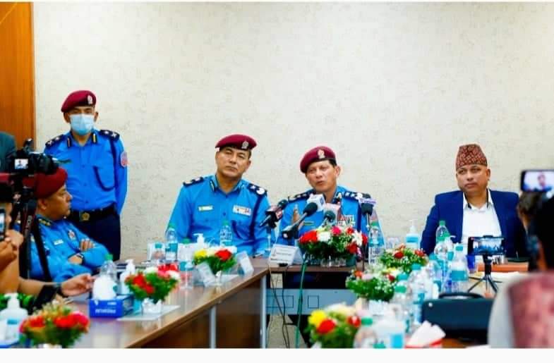 प्रहरीको मुख्य कार्य नागरिकको सुरक्षा गर्ने हो: आईजीपी धिरज प्रताप सिंह