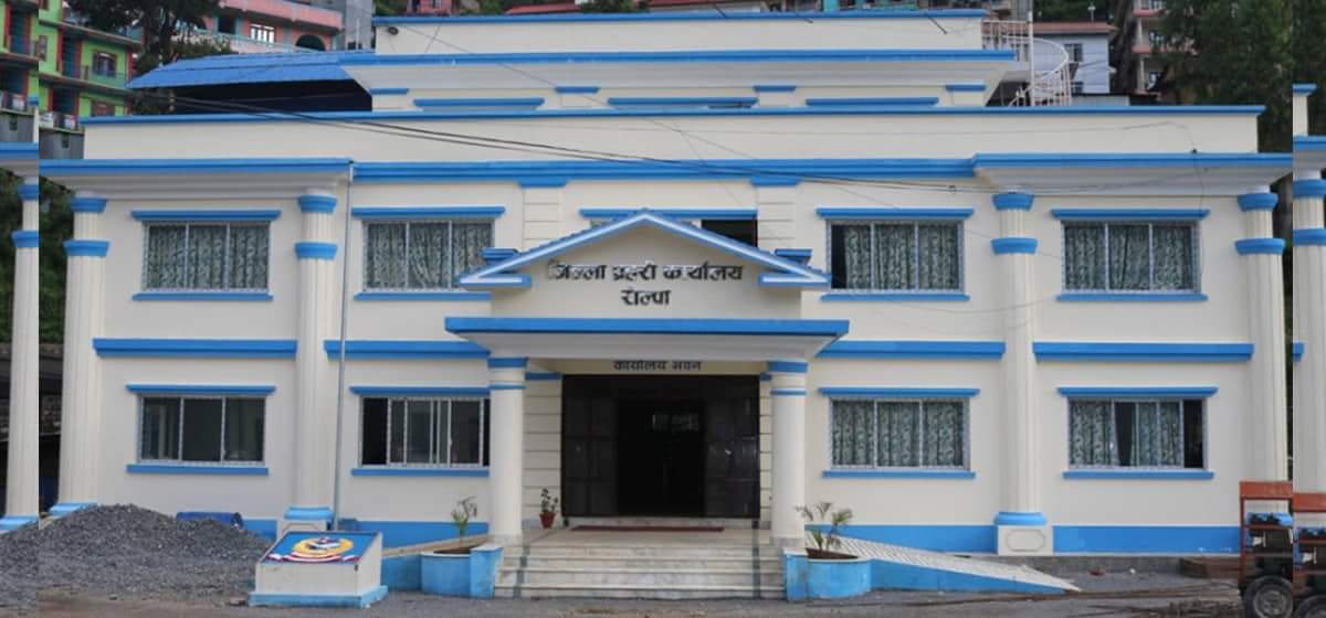 रोल्पामा श्रीमान र श्रीमतिको हत्या पत्ता लगाउन तालिम प्राप्त कुकुर जादै