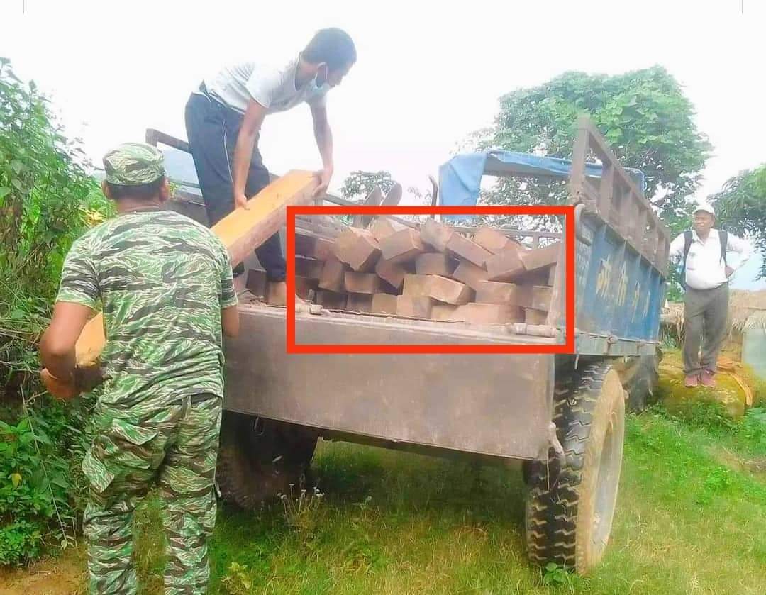 राप्ति गाउपालिका वडा ९ को अध्यक्षको बारिबाट अवैध ९४ वटा घप्पु पक्राउ