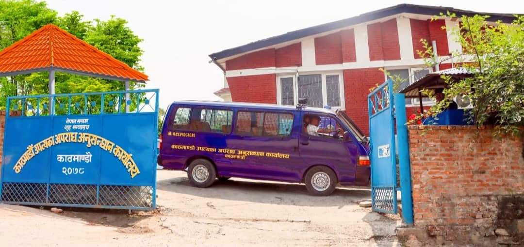 बेलायत पठाइदिन्छु भनी रु १३ लाख ४६ हजार ठगी गर्ने एक जना पक्राउ