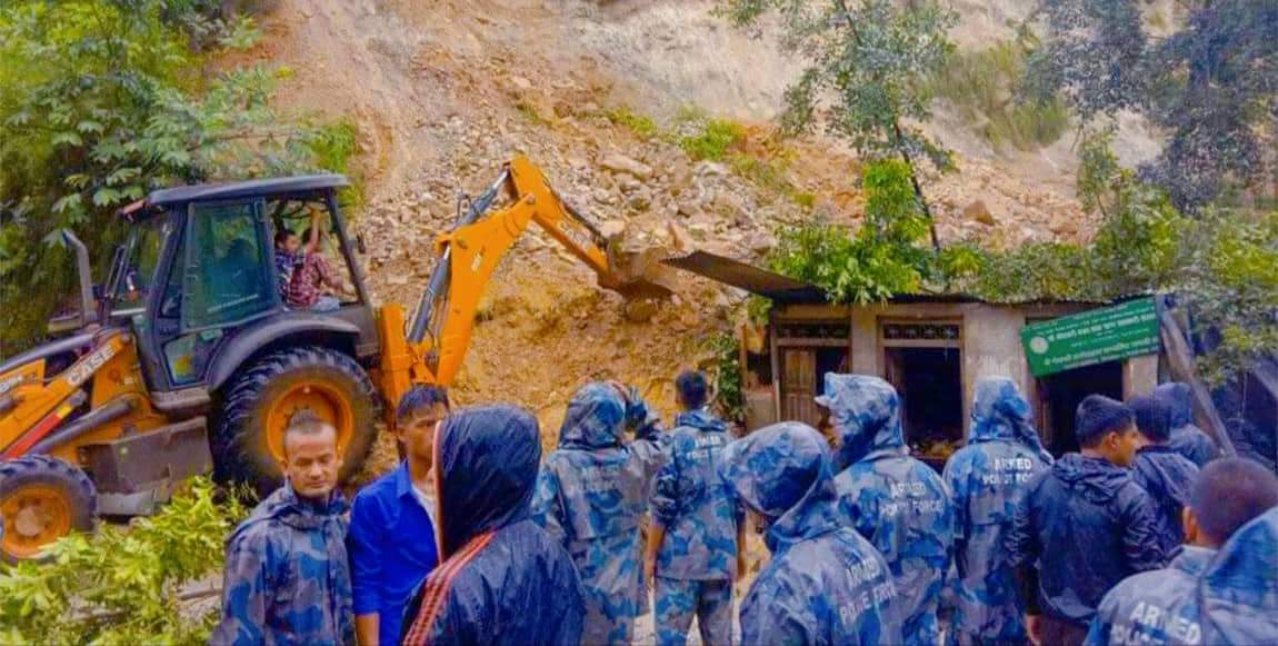 काभ्रेमा पहिरोले घर पुरिँदा एकै परिवारका ३ जनाको मृत्यु