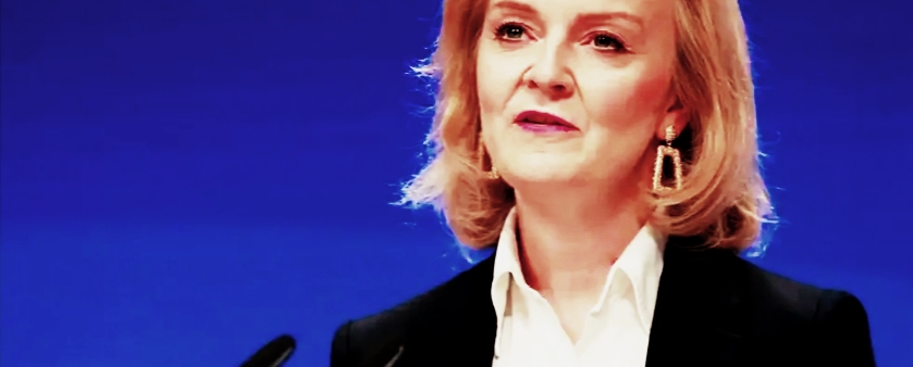 ढल्यो बेलायतको सरकार, प्रधानमन्त्रीद्वारा राजीनामा