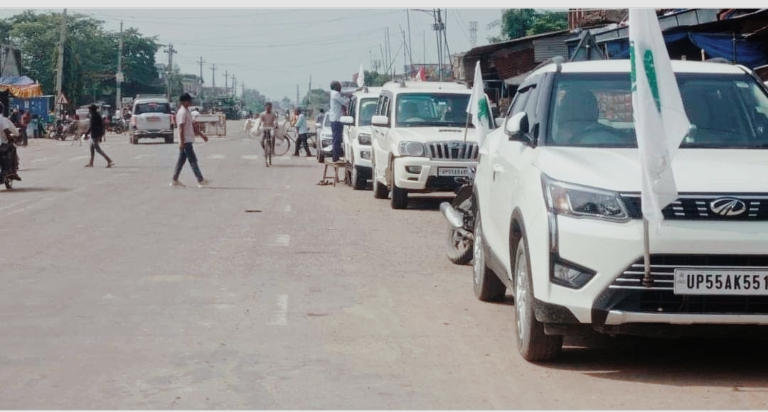 बहालवाला मन्त्रीले निर्वाचन आचारसंहिता उल्लंघन गर्दै भारतीय गाडीको लस्करसहित चुनावी प्रचार