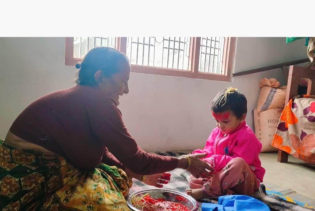 आज कोजाग्रत पूर्णिमा दशैंलाई विदा गरी लक्ष्मीको स्वागत गरेर मनाइँदै