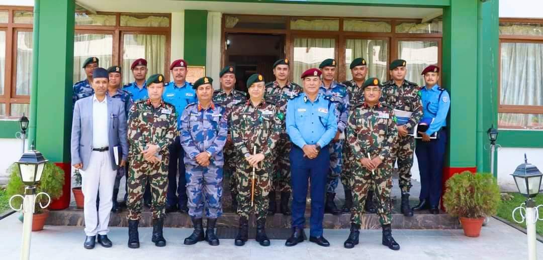 निर्वाचन केन्द्रित सुरक्षा सम्बन्धि सुरक्षा प्रमुखहरुको बैठक काठमाडौंमा सम्पन्न