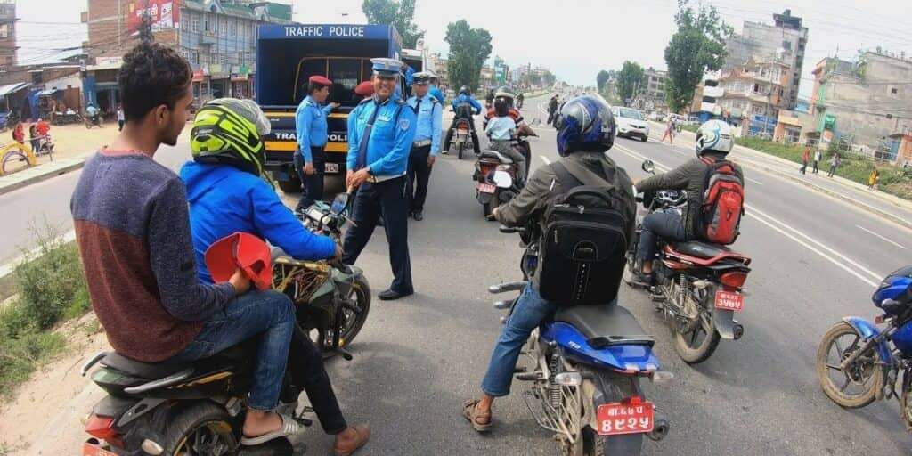 काठमाडौं उपत्यकाबाट मापसे गरी सवारीसाधन चलाउने ४ जना पक्राउ