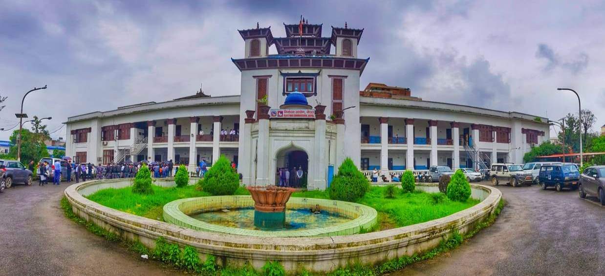 दोलखामा फेरि मतदान गर्न मिति तोक्ने तयारी निर्वाचन आयोग जनतालाई सास्ती