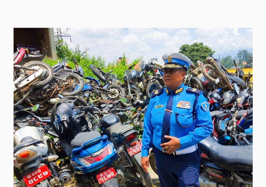चर्को आवाज निकाल्ने मोटरसाइकल चलाउने २९ जना कारवाहीमा १० हजार जरिवाना
