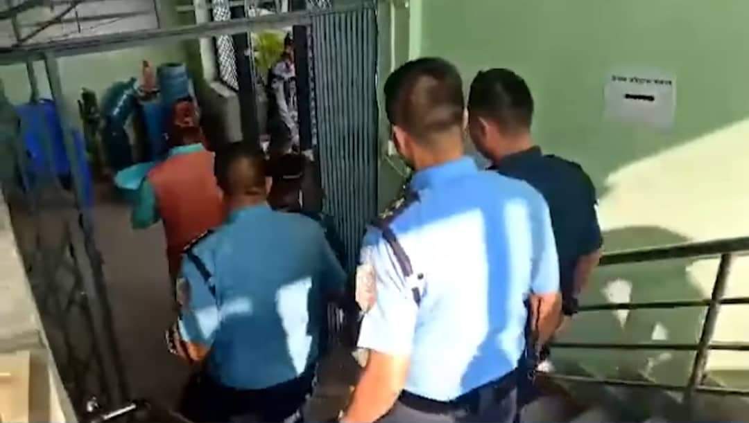 सिमराको निर्वाचन कार्यालयमा तालाबन्दी गर्ने वडाध्यक्ष सुनिल गुप्ता पक्राउ