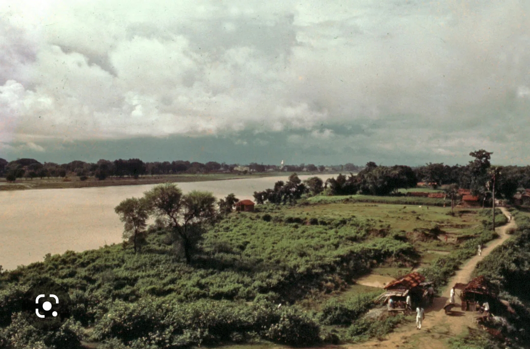भारतको पश्चिम बङ्गालमा बम विष्फोट, ३ जनाको मृत्यु