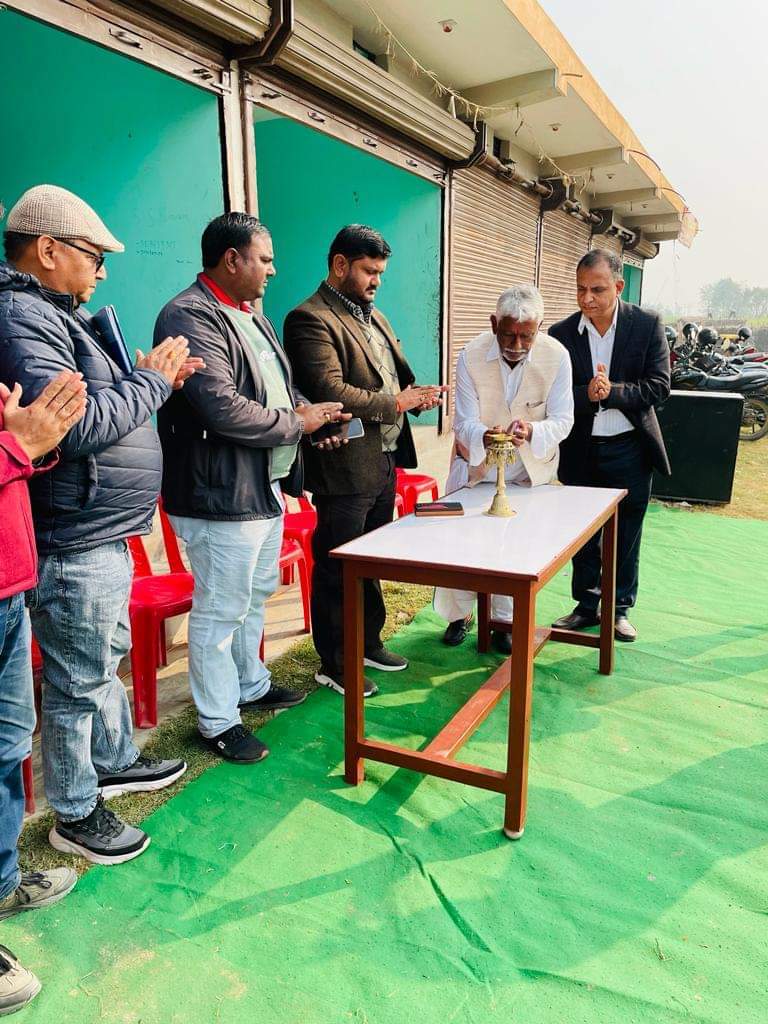 चौधरी गुप्र द्वारा  सि जि पोलिटेक्निक शाखा कार्यालयमा कक्षा शुभारम्भ