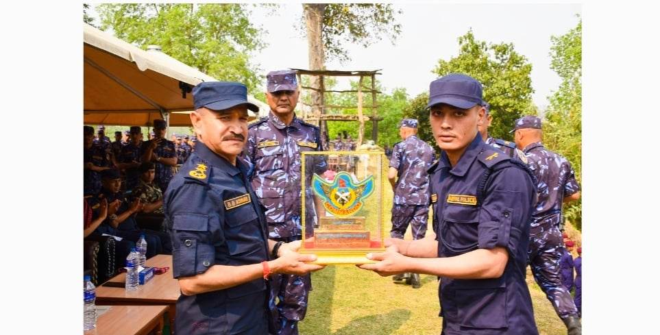 आईजिपी बसन्त बहादुर कुँवरद्वारा कमाण्डो तालिमको दिक्षान्त समारोह सम्पन्न