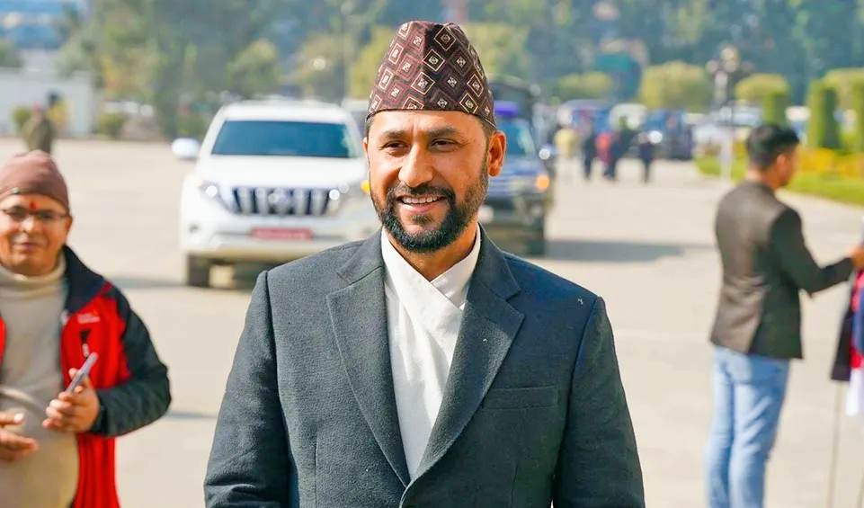 पुर्व गृहमन्त्री रवि लामिछानेलाई मुद्दा नचलाउन सरकारी वकिलको प्रस्ताव
