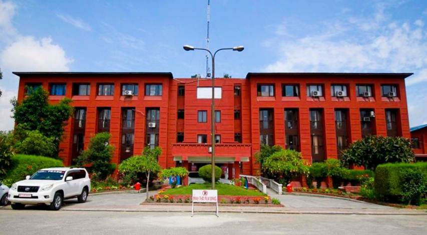 सरकारी अस्पतालको डाक्टरको नाम निजी क्लिनिकमा राख्न नपाउने स्वास्थ मन्त्रालय