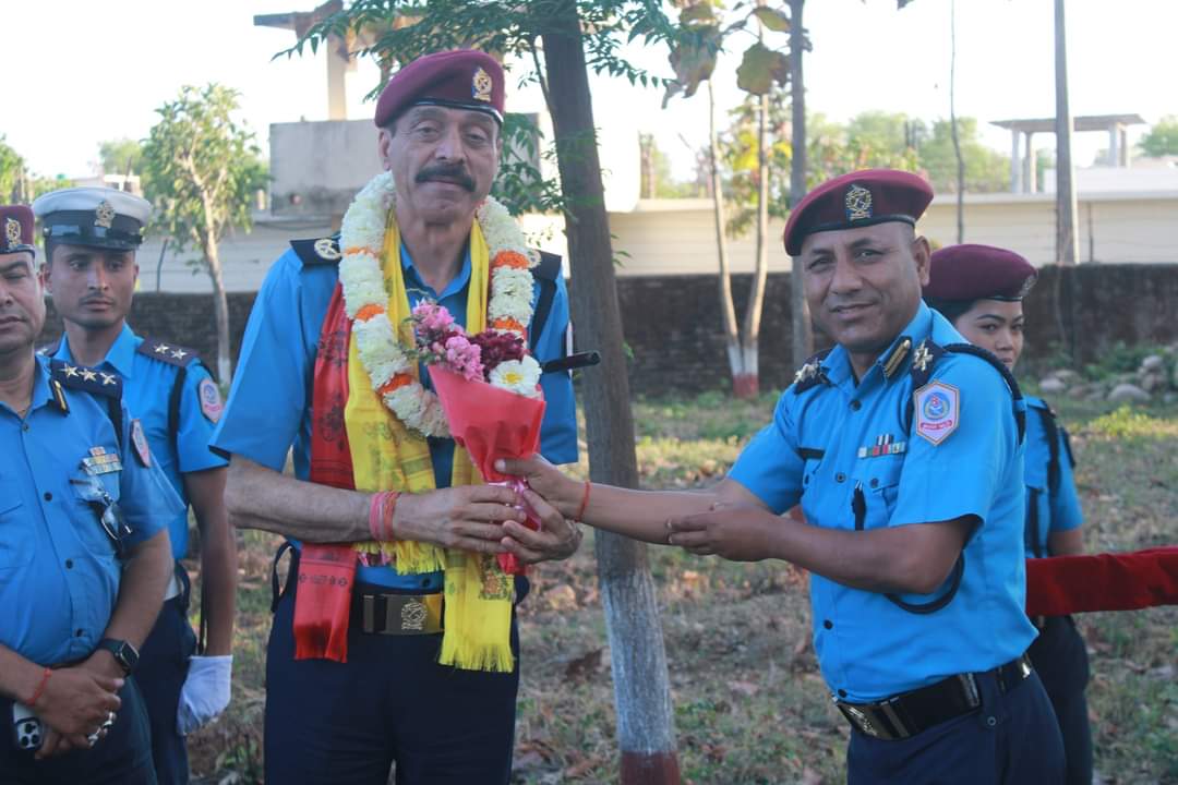 डिआईजी उमेशराज जोशीले लुम्बिनी प्रदेश प्रहरी प्रमुखको पदभार ग्रहण गरे