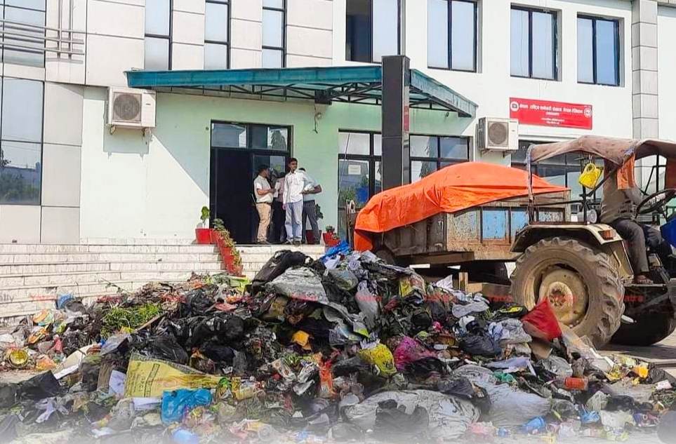 नेपाल टेलिकम बिरगंजकाे अटेरिकाे कारण बिरगंज महानगरले थुपारे फाेहर