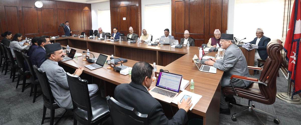 शुक्रबार दिउँसो १२ बजे मन्त्रिपरिषद् बैठक सिंहदरवारमा बस्दै