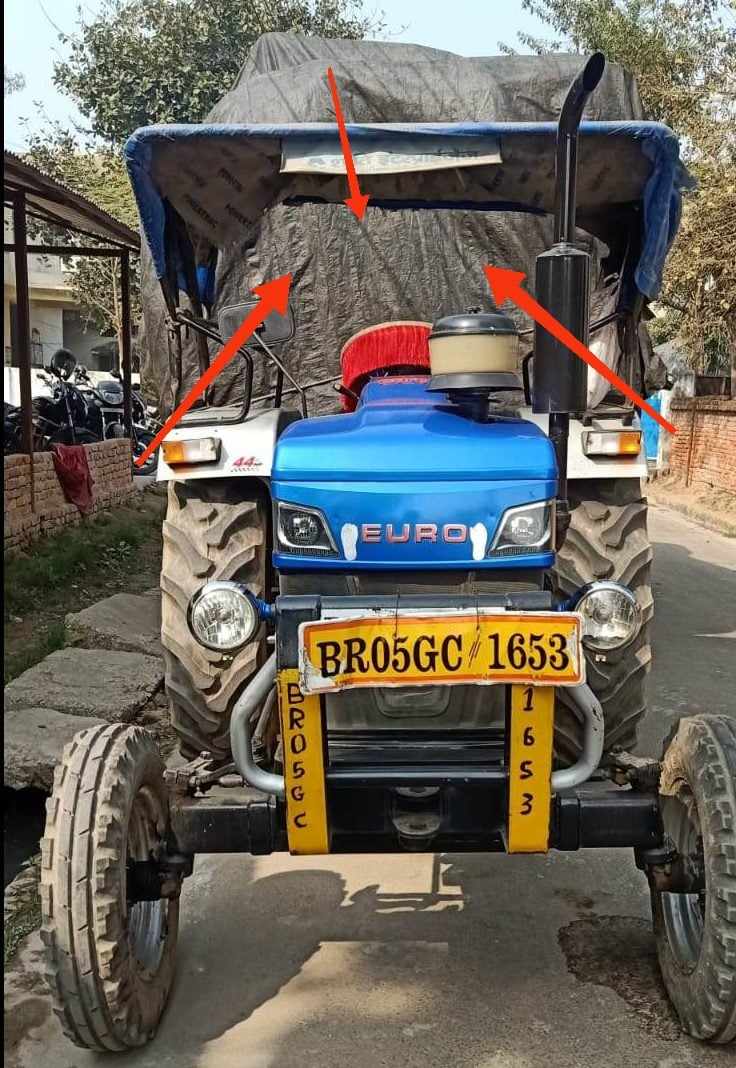 बिल बिजक बिभिन्न किसिमका बेरिङ्गहरू सहित भारतीय ट्याक्टर प्रहरीद्वारा पक्राउ
