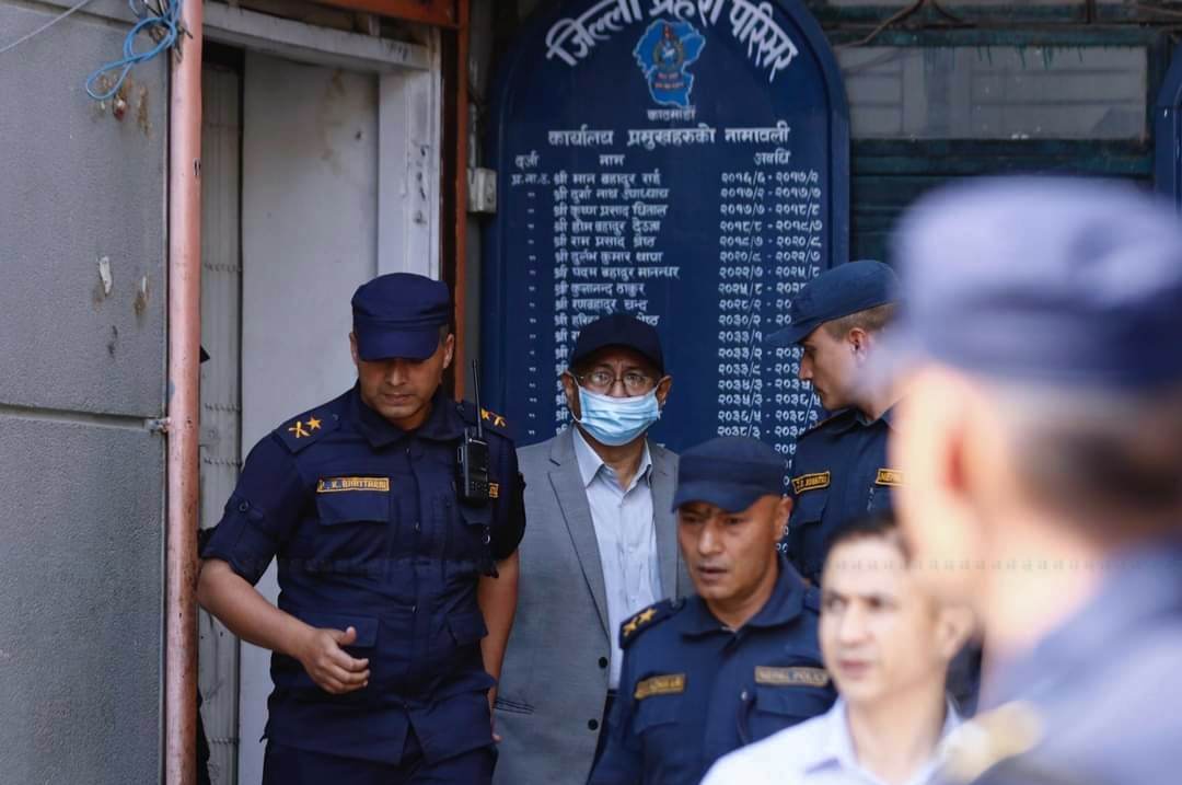 पूर्वगृहमन्त्री खाँणलाई अदालत लाग्दै