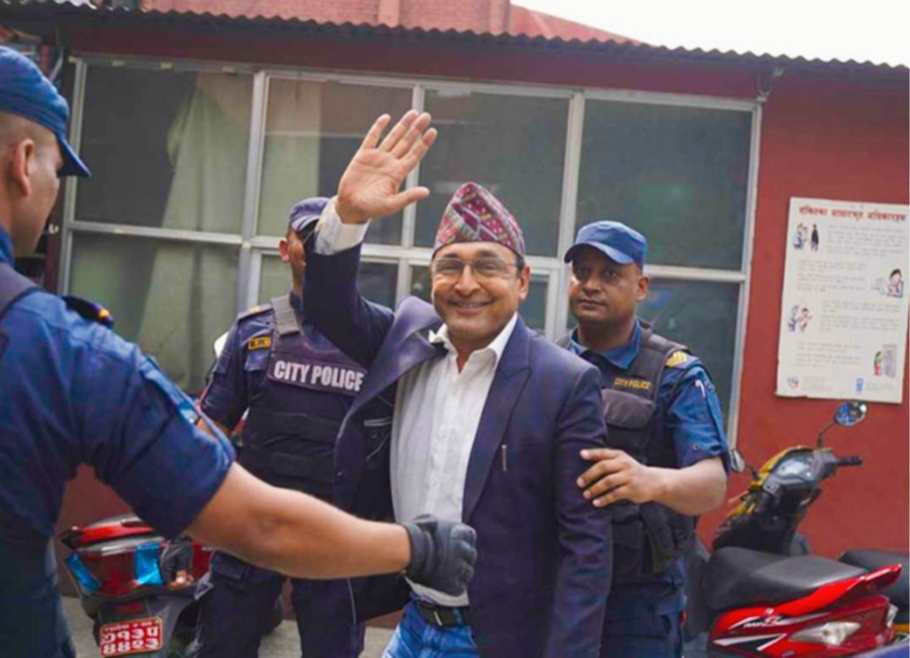 पुर्वमन्त्री टोपबहादुर रायमाझीलाई लगियो म्याद थपका लागि जिल्ला अदालत