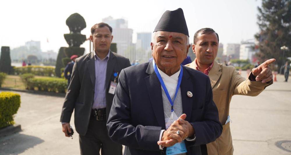 राष्ट्रपति पौडेल संसदमा जाँदा-आउँदा सर्वसाधारणको आवागमनमा रोक नलगाइने