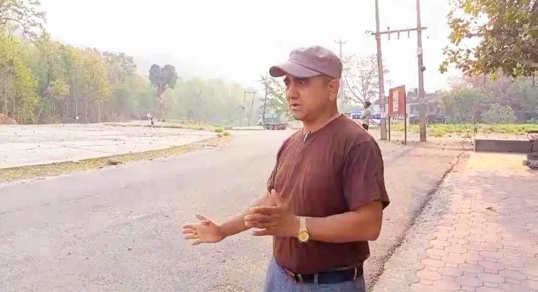 दाङको भालुवाङ्ग बसपार्ककाे दुर्दशा सरकार र सराेकारवालाहरु बेखबर नागरिकलाई भने सास्ती