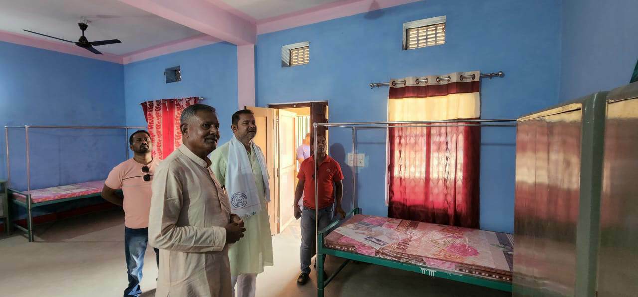 सिमराको संजिवनी वाटिका वृद्वाश्रममा उपप्रमुख आलमद्वारा स्थलगत भ्रमण