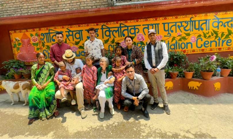 आमाको मृत्यु पछि अलपत्र परेका ६ जना भाइबहिनीहरुले पाए शाहारा काठमाडौमा उद्धार