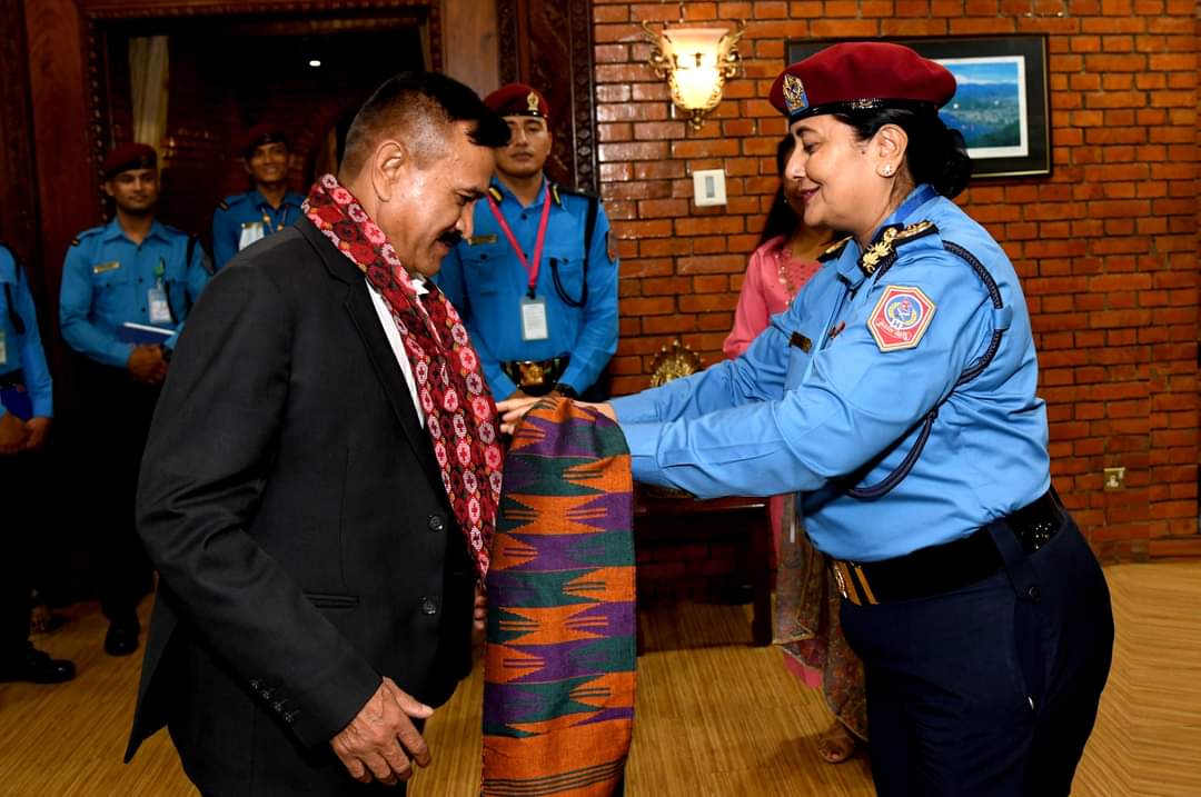 नेपाल प्रहरीका आईजिपी बसन्त कुँवर सिंगापुर प्रस्थान