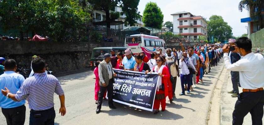 असार २ गतेदेखि अनिश्चितकालिन ७७ जिल्लामा विद्यालयहरु बन्दको घोषणा