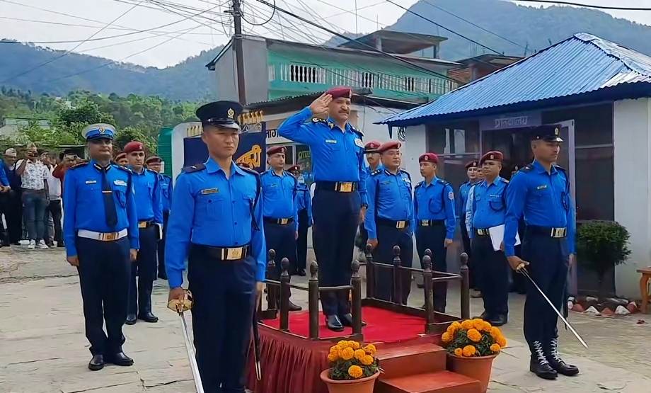 डिआईजी उमेशराज जोशी गुल्मी र रुकुम पुर्वीको निरीक्षण एवं निर्देशन कार्यक्रममा