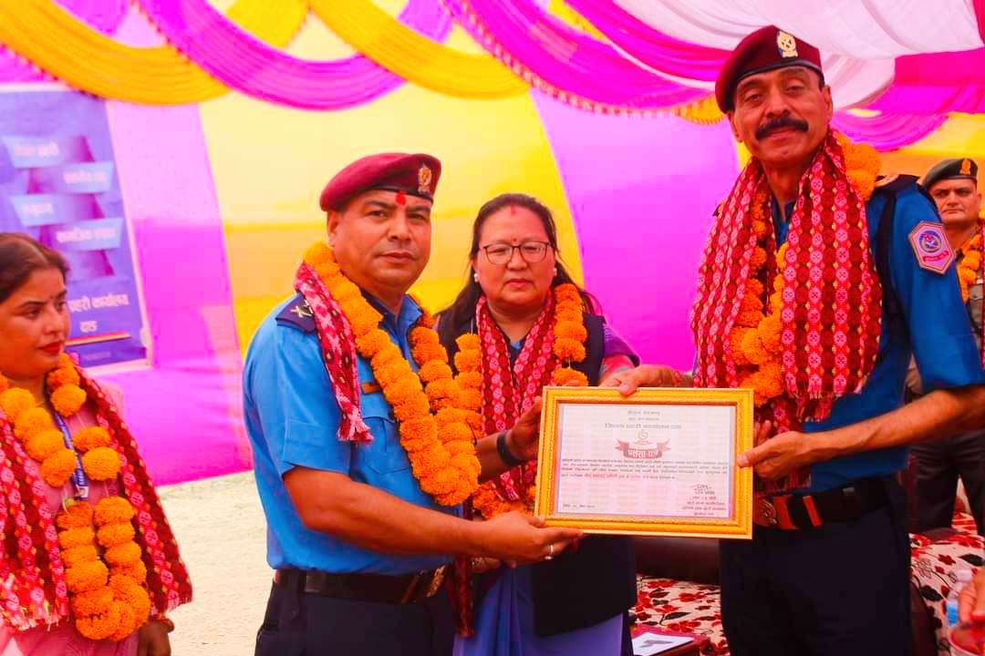 प्रहरी चौकी पुरन्धारा पश्चिम दाङको नवनिर्मित भवनको डिआईजी जोशीद्वारा उद्धघाटन