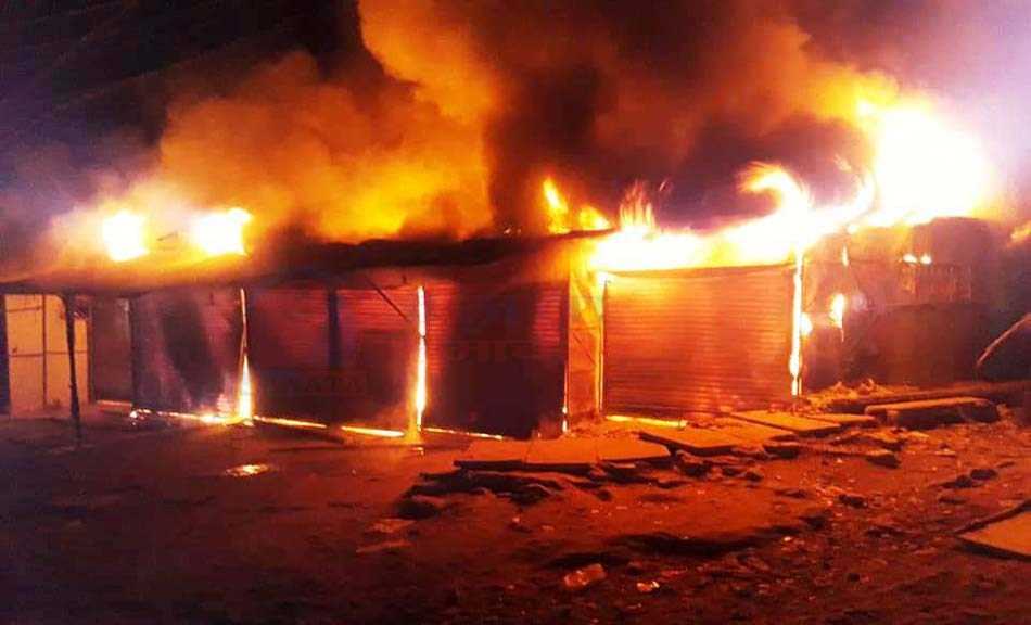इलाममा आगलागी हुँदा आठ घर जलेर पूर्णरूपमा नष्ट