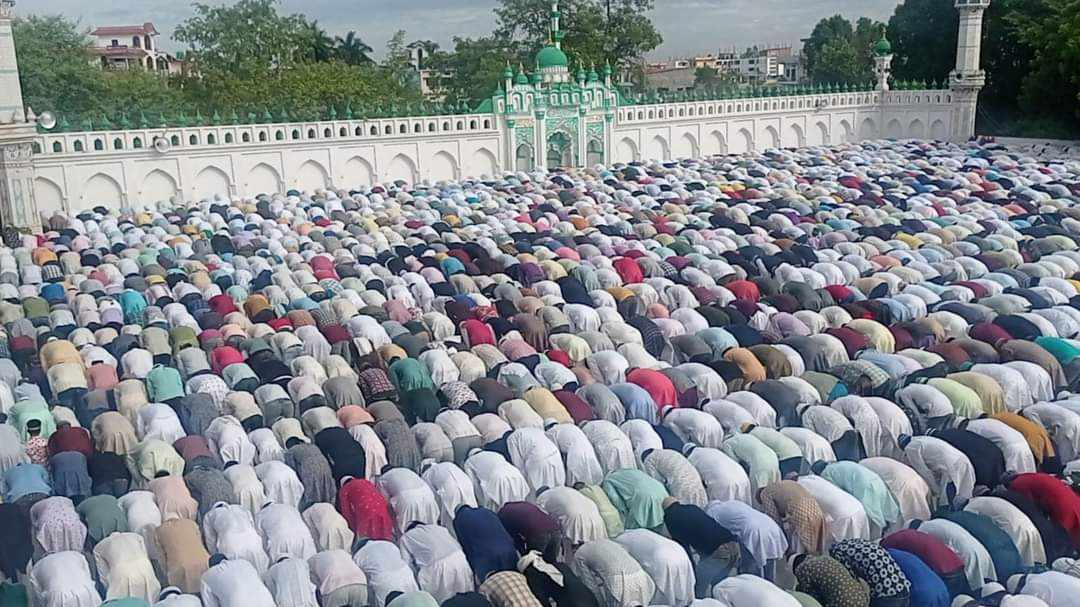 देशभर इस्लाम धर्मावलम्बीले बकर इद रमजान अर्थात इद धुमधामसंग मनाए