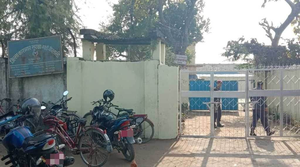 प्रशासनको ठुलो लापरबाहीले कैलाली कारागार भित्र रक्सी पार्टी र कुटाकुट
