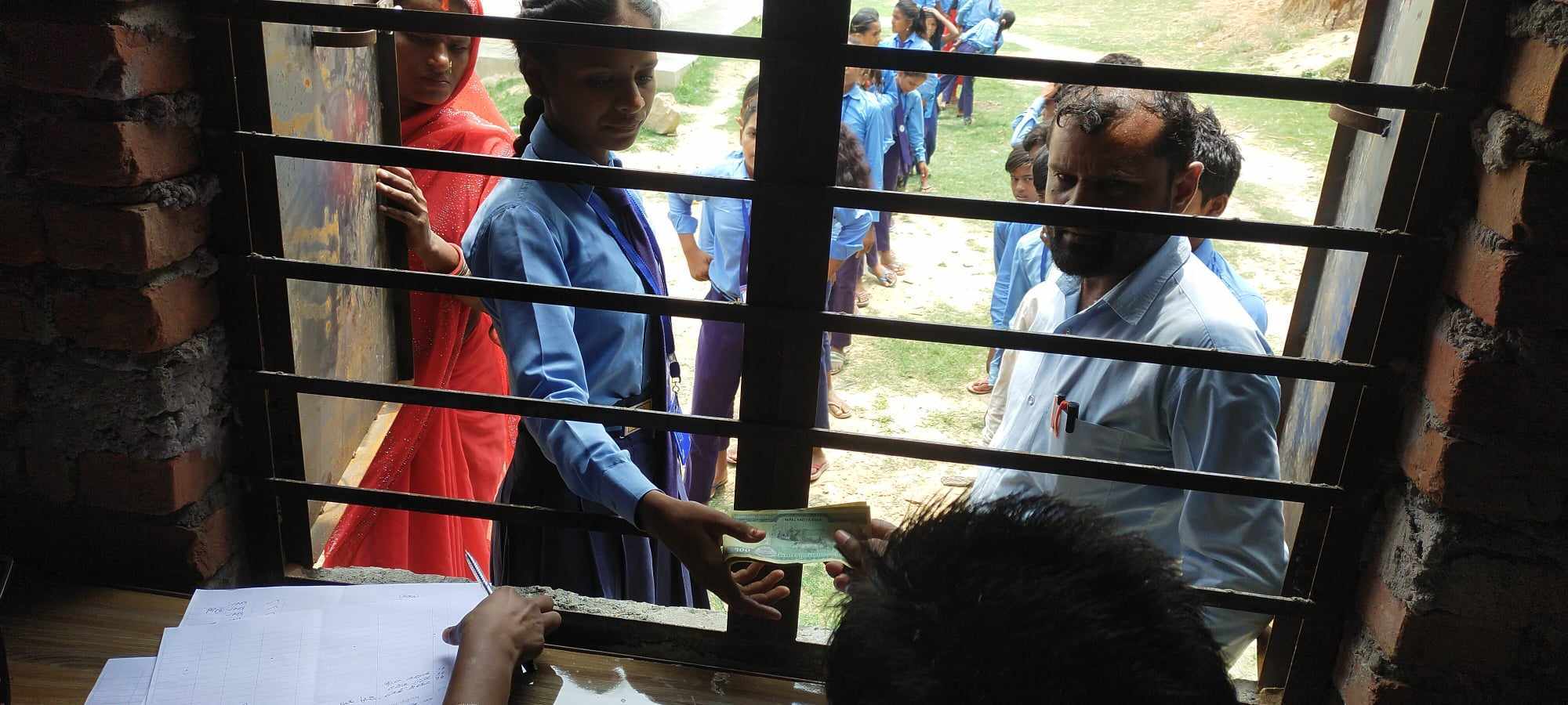 कपिलवस्तुको श्री त्रिनेत्र म.वि. विद्यालयमा छात्रवृत्ति वितरण सुरु