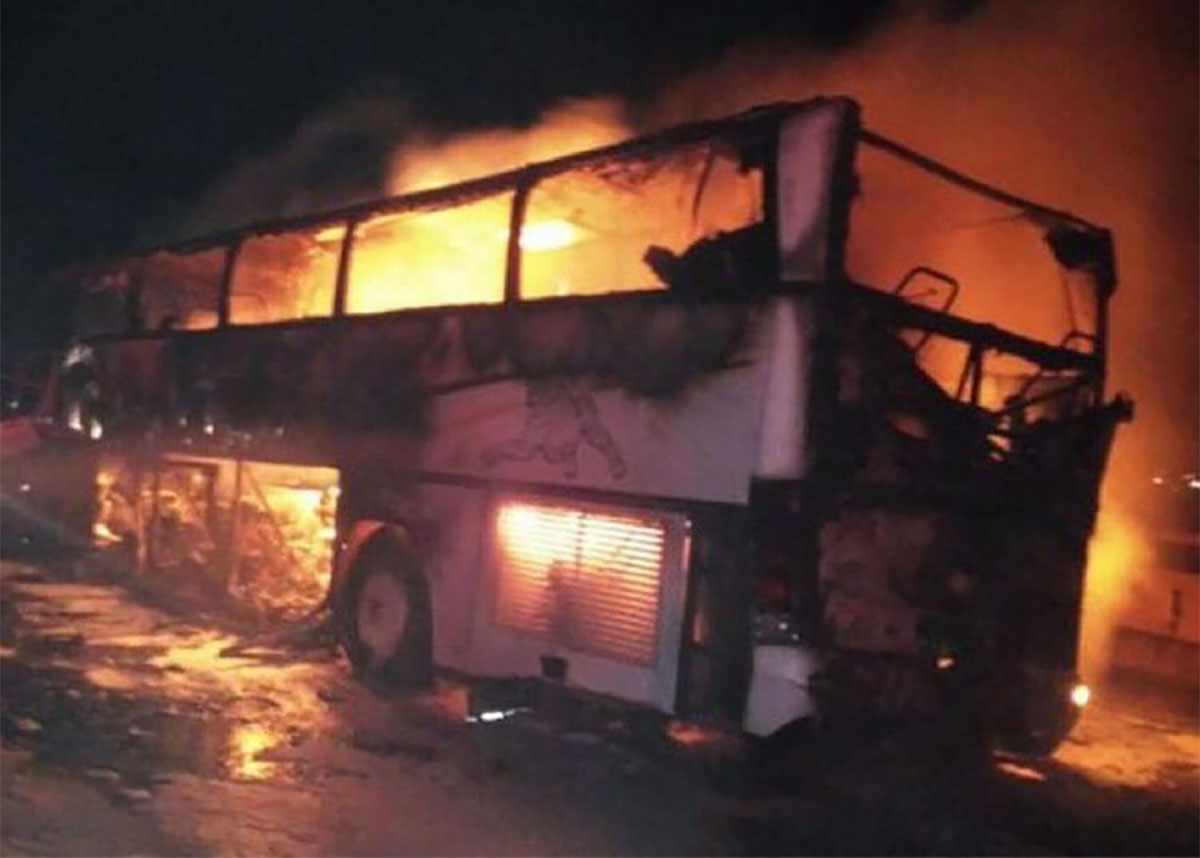 भारतको महाराष्ट्रमा बसमा आगलागी हुँदा जलेर २५ जना यात्रीहरुकाे मृत्यु