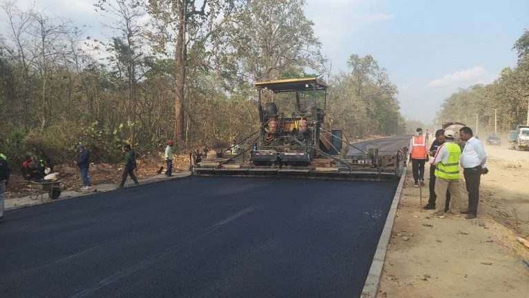 बुटवल नारायणघाट सडक विस्तार २ वर्ष म्याद थप्न निर्माण कम्पनीको प्रस्ताव